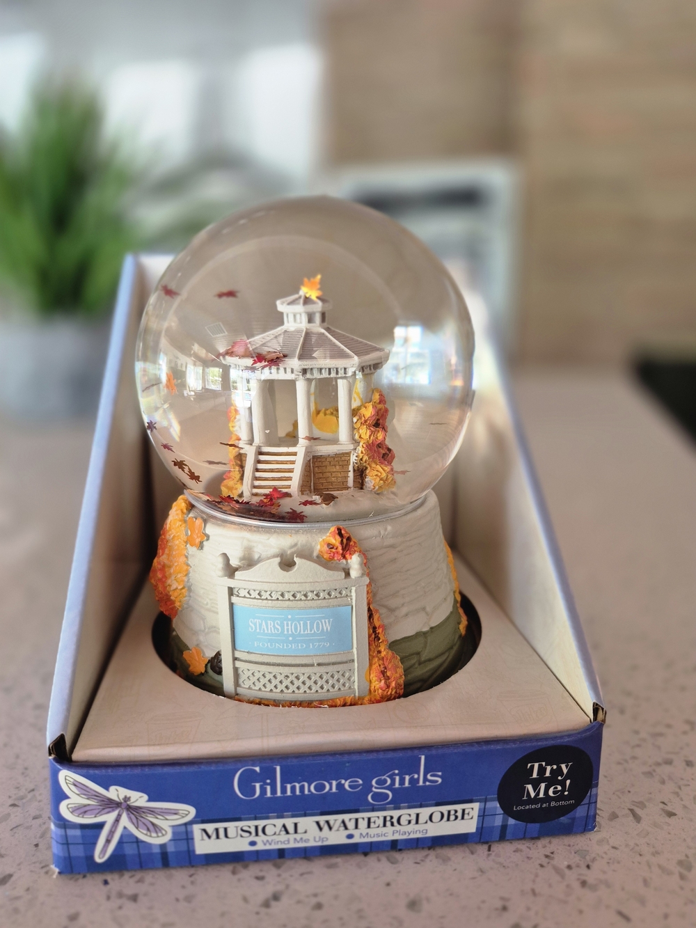 Warner Bros. Gilmore Girls Musical Waterglobe in White, Blue, Orange - Picture 2 of 7